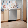 E-DISHWASHER-24-INCH-STAINLESS-STEEL-GDT670SYVFS-GE-LIFESTYLE2